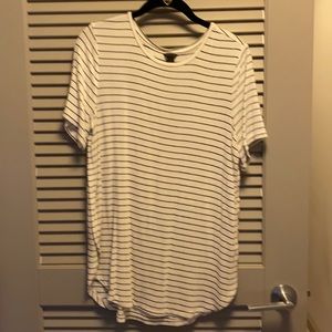 Ann Taylor stretchy shirt